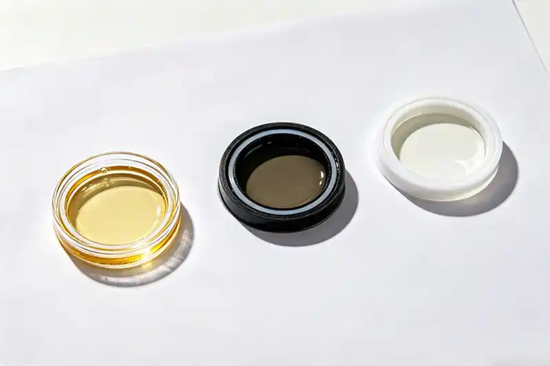 vacuum pump oil contamination test using white paper drop